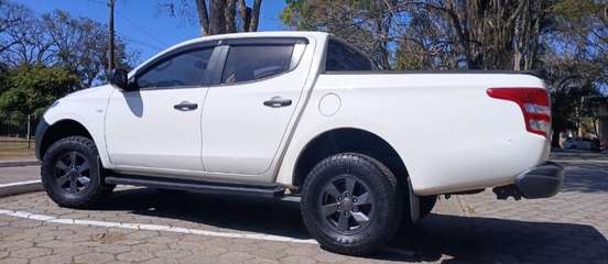 MITSUBISHI-L200 TRITON-2021