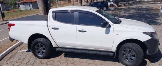MITSUBISHI-L200 TRITON-2021