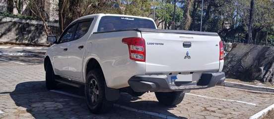 MITSUBISHI-L200 TRITON-2021