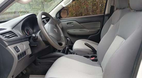 MITSUBISHI-L200 TRITON-2021