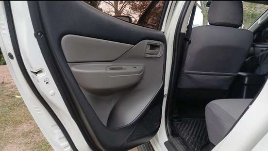 MITSUBISHI-L200 TRITON-2021