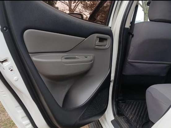 MITSUBISHI-L200 TRITON-2.4 16V TURBO DIESEL GL CD 4X4 MANUAL MITSUBISHI-L200 TRITON-2021