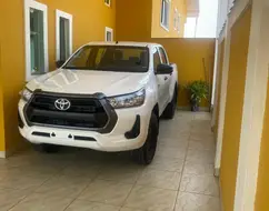 TOYOTA HILUX 2.8 D-4D TURBO DIESEL CD POWER PACK 4X4 AUTOMÁTICO TOYOTA HILUX 2.8 D-4D TURBO DIESEL CD POWER PACK 4X4 AUTOMÁTICO