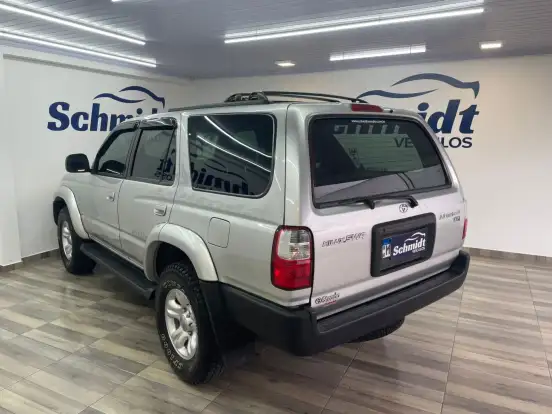 TOYOTA-HILUX SW4-2000