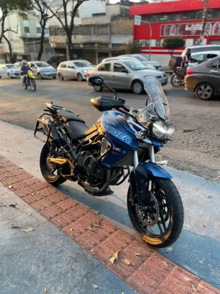 TRIUMPH TIGER 800 XRT 