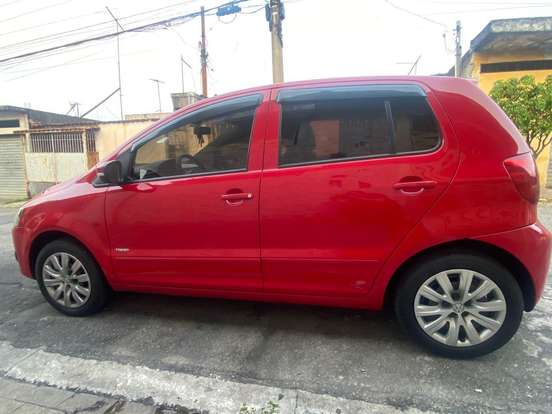 VOLKSWAGEN-FOX-2011
