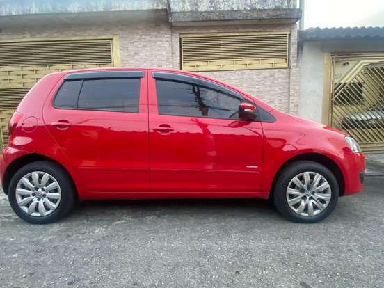 VOLKSWAGEN-FOX-1.6 MI 8V FLEX 4P AUTOMATIZADO VOLKSWAGEN-FOX-2011