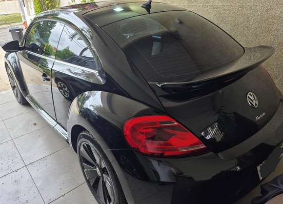 VOLKSWAGEN-FUSCA-2014