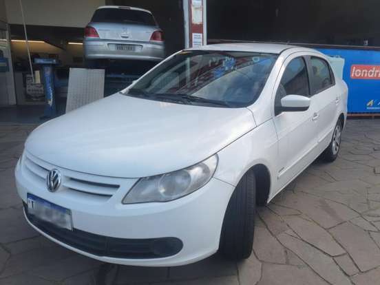 VOLKSWAGEN-VOYAGE-1.0 MI 8V FLEX 4P MANUAL VOLKSWAGEN-VOYAGE-2011