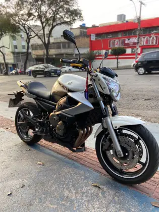YAMAHA XJ6 N 