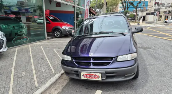 CHRYSLER CARAVAN 3.3 LE 4X2 V6 12V GASOLINA 4P AUTOMÁTICO