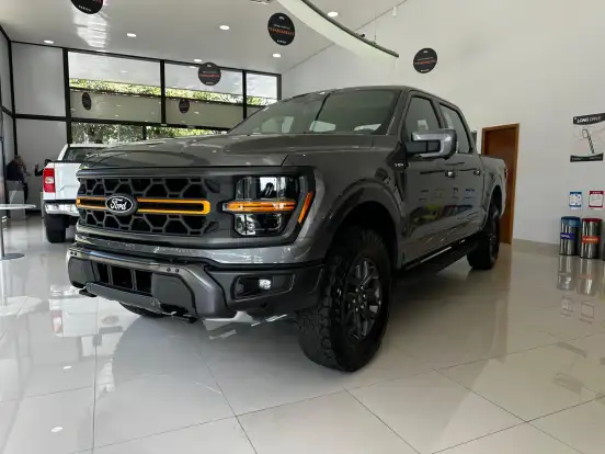 FORD-F-150-2025