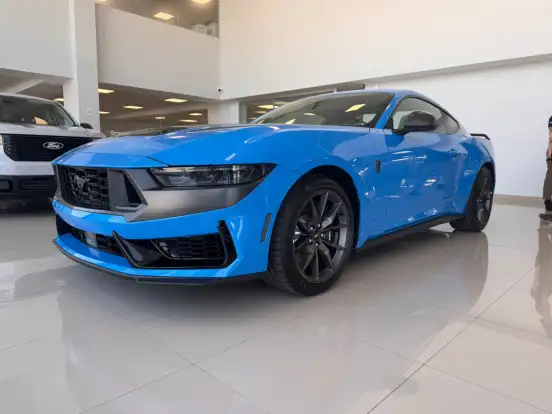 FORD-MUSTANG-2025