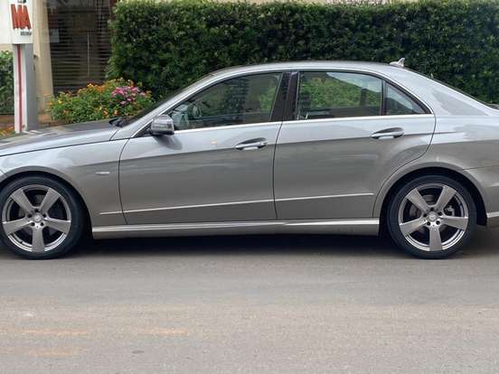 MERCEDES-BENZ-E 250-1.8 CGI AVANTGARDE 16V GASOLINA 4P AUTOMÁTICO MERCEDES-BENZ-E 250-2012