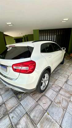 MERCEDES-BENZ-GLA 200-2018