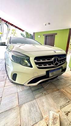 MERCEDES-BENZ-GLA 200-2018
