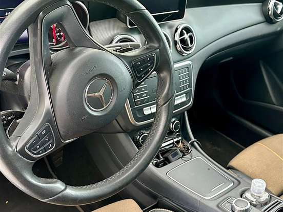 MERCEDES-BENZ-GLA 200-1.6 CGI FLEX ADVANCE 7G-DCT MERCEDES-BENZ-GLA 200-2018