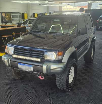 MITSUBISHI-PAJERO-1996