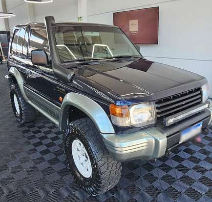 MITSUBISHI-PAJERO-1996