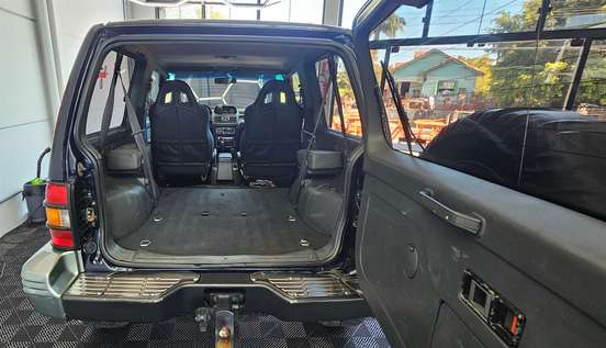 MITSUBISHI-PAJERO-1996