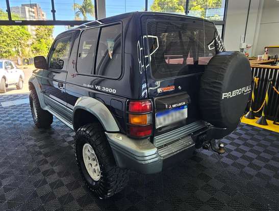 MITSUBISHI-PAJERO-1996