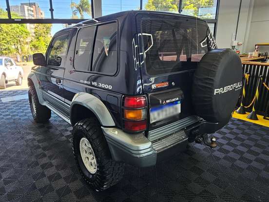 MITSUBISHI-PAJERO-3.0 GLS-B 4X4 V6 24V GASOLINA 2P MANUAL MITSUBISHI-PAJERO-1996