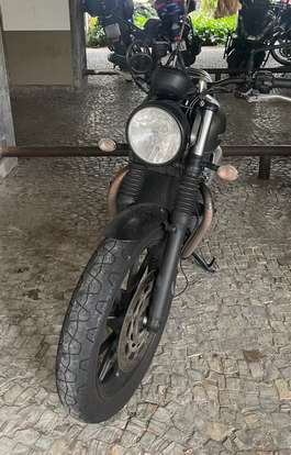 TRIUMPH-STREET TWIN-2021