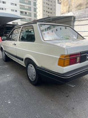 VOLKSWAGEN-VOYAGE-1988