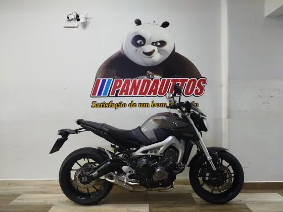 YAMAHA MT-09 
