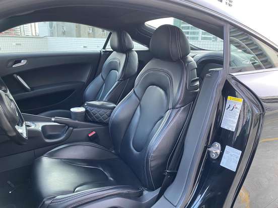 AUDI-TT-2008