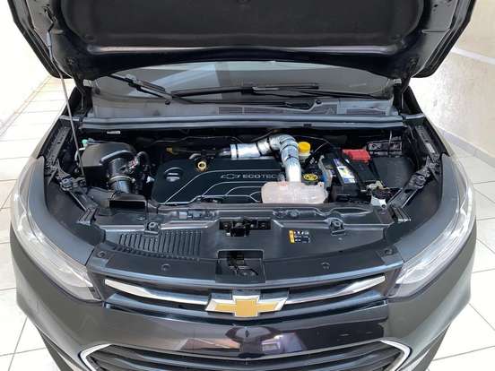CHEVROLET-TRACKER-2017