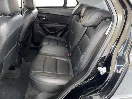 CHEVROLET-TRACKER-2017