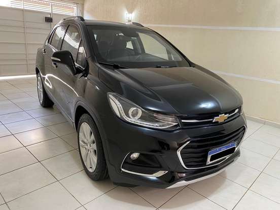 CHEVROLET-TRACKER-2017