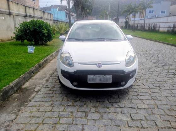 FIAT PUNTO 1.4 ATTRACTIVE 8V FLEX 4P MANUAL