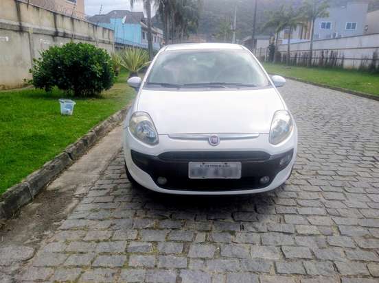 FIAT-PUNTO-1.4 ATTRACTIVE 8V FLEX 4P MANUAL FIAT-PUNTO-2013