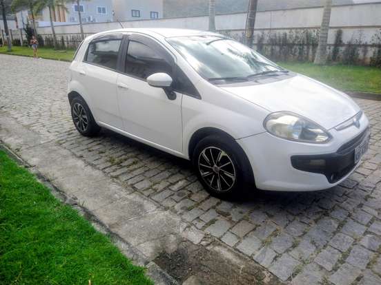 FIAT-PUNTO-1.4 ATTRACTIVE 8V FLEX 4P MANUAL FIAT-PUNTO-2013