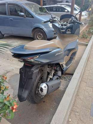 HONDA-PCX 160 DLX-2023