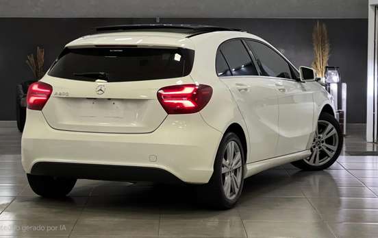 MERCEDES-BENZ-A 200-2017
