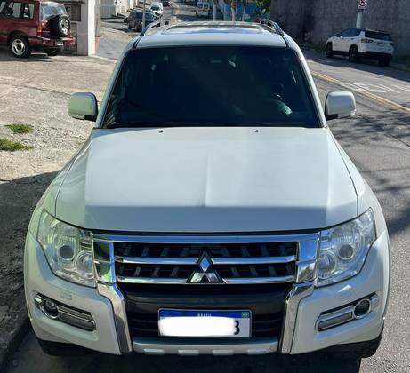 MITSUBISHI PAJERO 3.2 HPE 4X4 7 LUGARES 16V TURBO INTERCOOLER DIESEL 4P AUTOMÁTICO