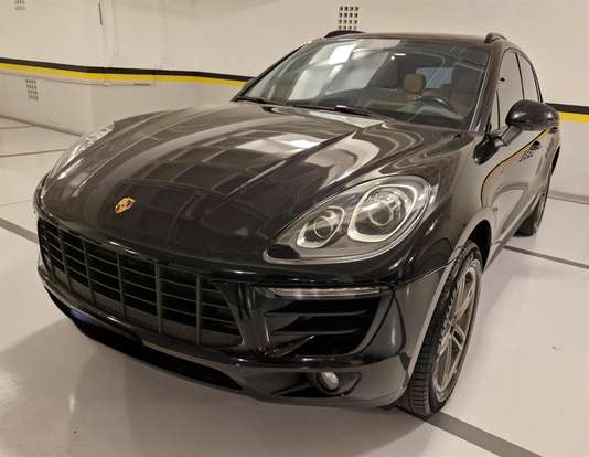 PORSCHE-MACAN-2017