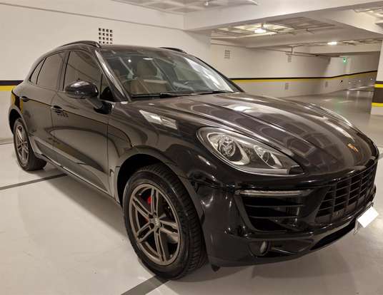 PORSCHE-MACAN-2017