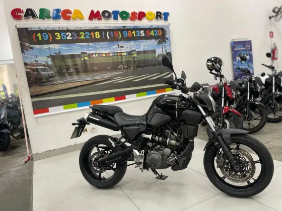 YAMAHA MT-03 