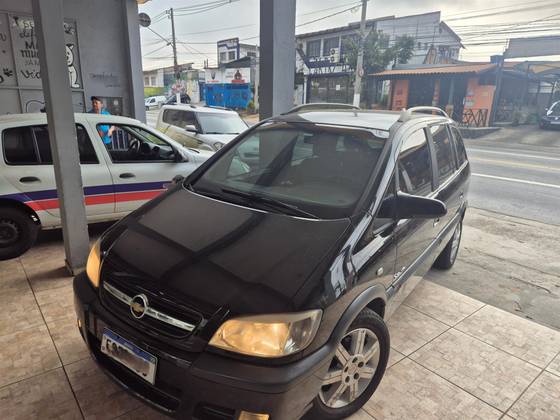 CHEVROLET ZAFIRA 2.0 MPFI ELEGANCE 8V FLEX 4P AUTOMÁTICO