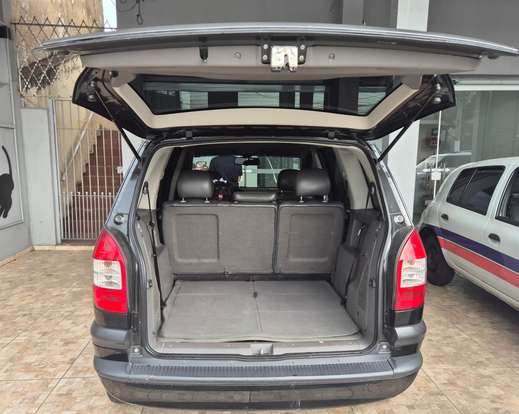 CHEVROLET-ZAFIRA-2010