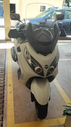 DAFRA MAXSYM 400i 