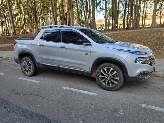 FIAT TORO 2.0 16V TURBO DIESEL VOLCANO 4WD AT9