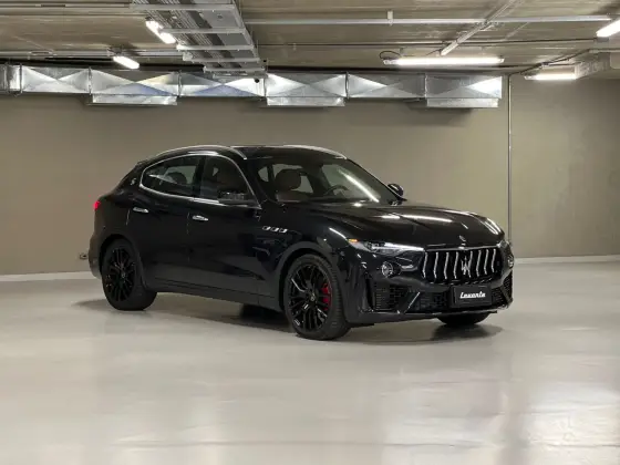 MASERATI LEVANTE 3.0 V6 TURBO GASOLINA Q4 AUTOMÁTICO
