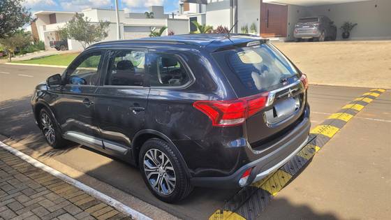 MITSUBISHI OUTLANDER 2.0 16V GASOLINA 4P AUTOMÁTICO