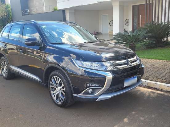 MITSUBISHI-OUTLANDER-2.0 16V GASOLINA 4P AUTOMÁTICO MITSUBISHI-OUTLANDER-2015