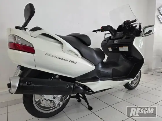SUZUKI BURGMAN 650 SUZUKI BURGMAN 650